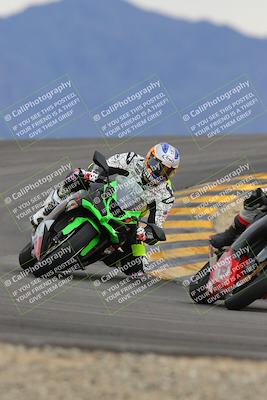 media/Jan-14-2023-SoCal Trackdays (Sat) [[497694156f]]/Turn 12 (120pm)/